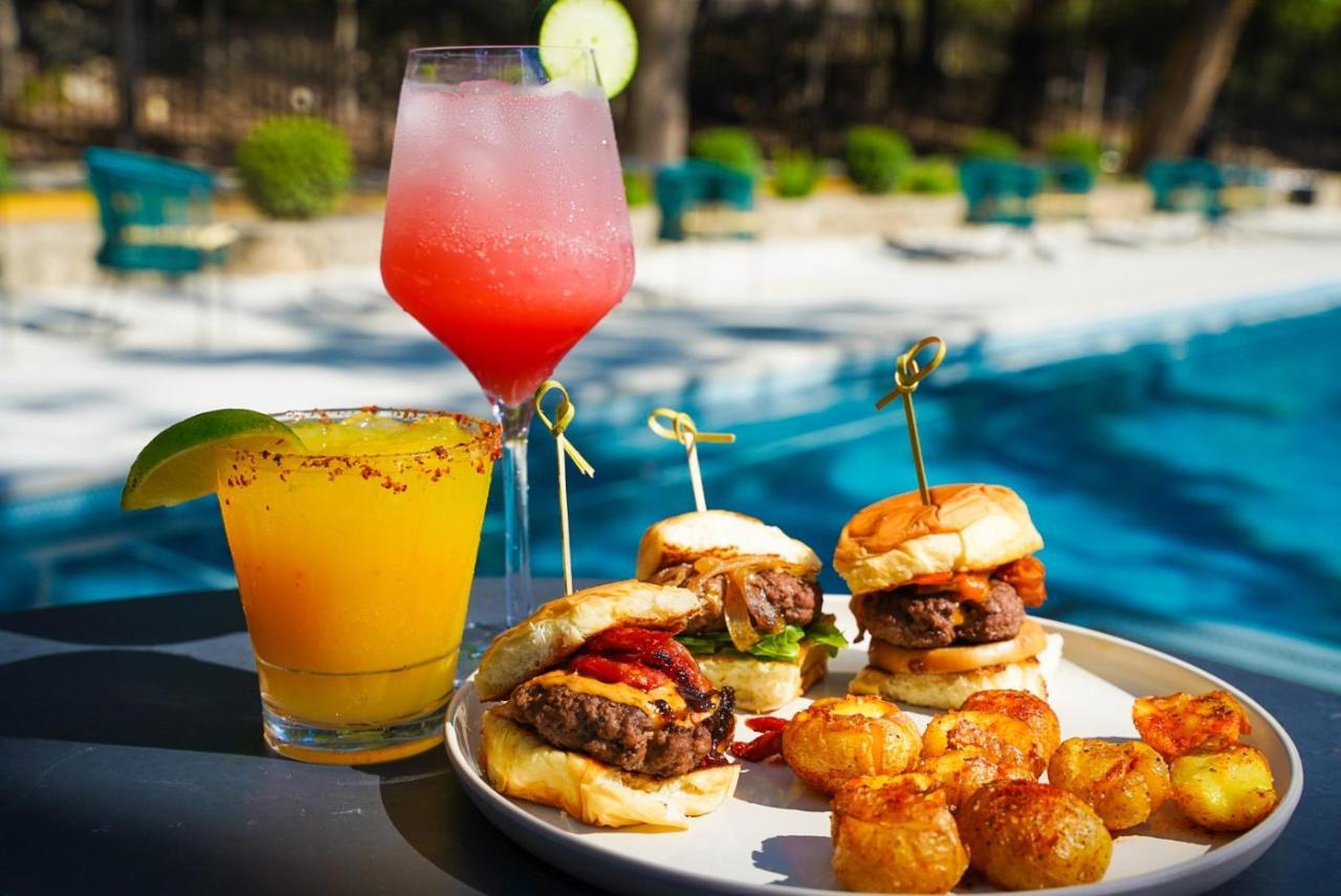 Wimberley Inn & Bar Екстериор снимка