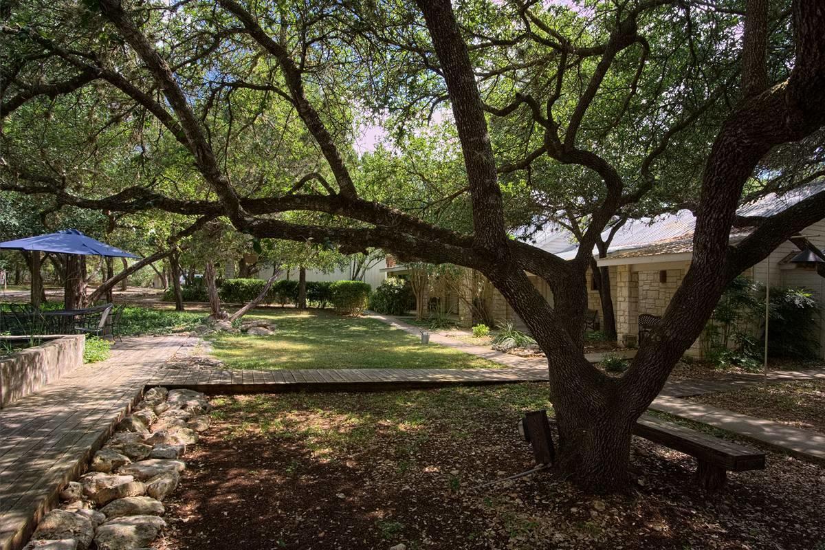 Wimberley Inn & Bar Екстериор снимка
